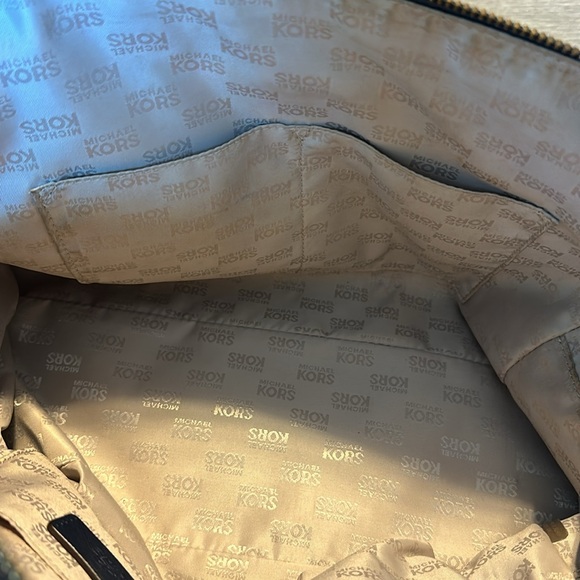 Michael Kors Kelly Shoulder Bag Navy Blue w/ Top Handles and Crossbody Strap - Picture 8 of 8